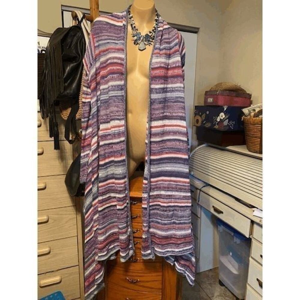 Billabong Sweater/wrap/Cardigan Medium